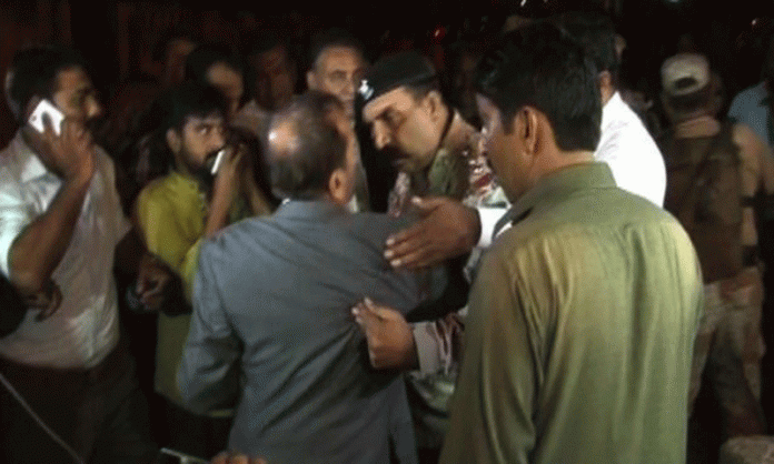 Farooq-Sattar-arrested-696x418
