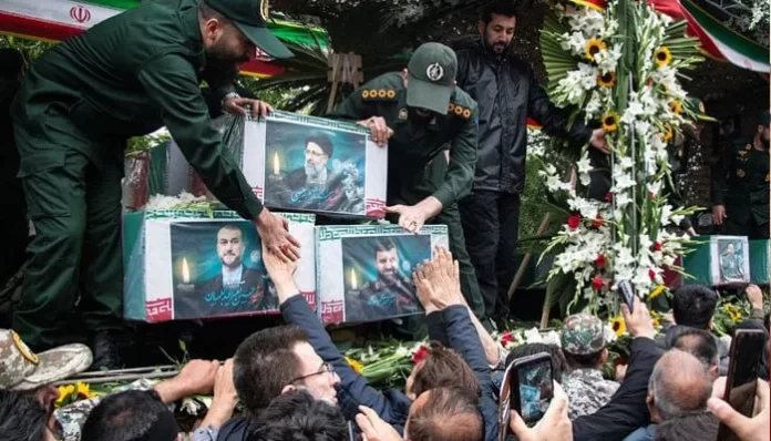 ہیلی کاپٹر کے حادثے میں جاں بحق ہونیوالے ایرانی صدر اور دیگر افراد کی نماز جنازہ ادا کردی گئی