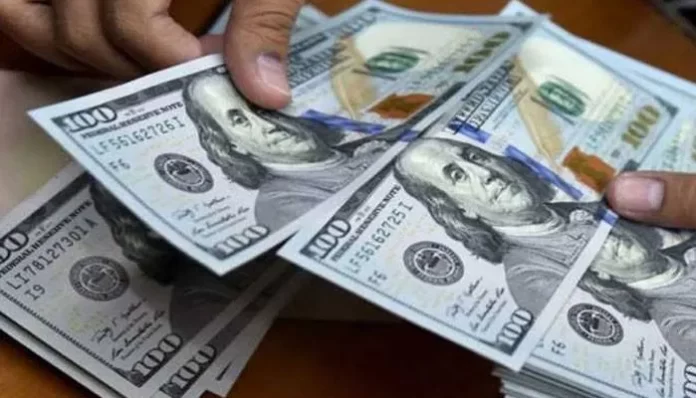 انٹربینک میں ڈالر کی قیمت میں کتنا اضافہ ہوا؟