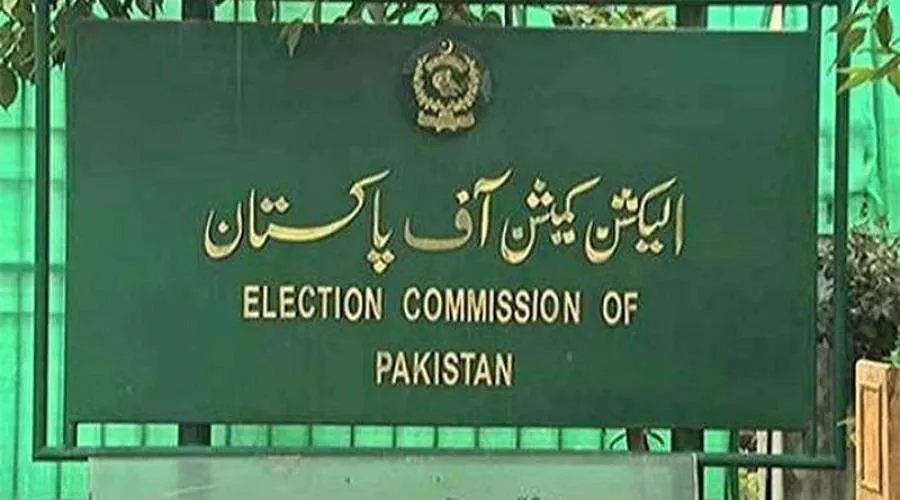 پی ٹی آئی نے مخصوص نشستوں کی فہرست الیکشن کمیشن میں جمع کروا دی
