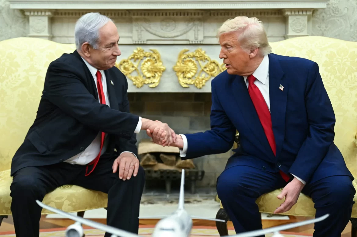 AFP__20250407__39FN6TQ__v4__HighRes__TopshotUsIsraelPoliticsDiplomacyTrumpNetanyahu sraeli Prime Minister Benjamin Netanyahu and former U.S. President Donald Trump Agrees to End Gaza War Within Two Weeks.