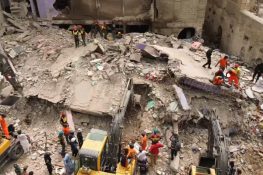 Karachi: 6-Storey Residential Building Collapses, 7 Dead, Several Injured