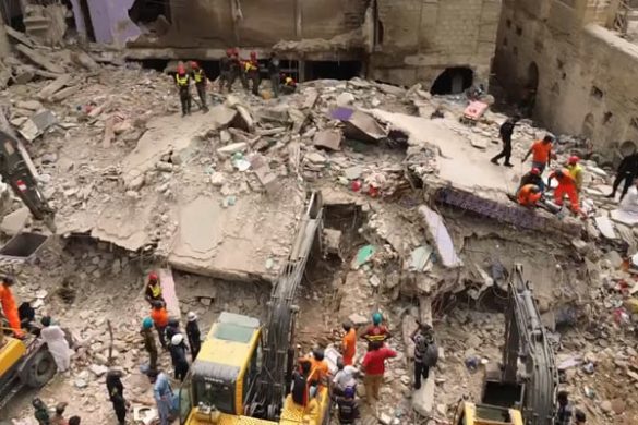 Karachi: 6-Storey Residential Building Collapses, 7 Dead, Several Injured