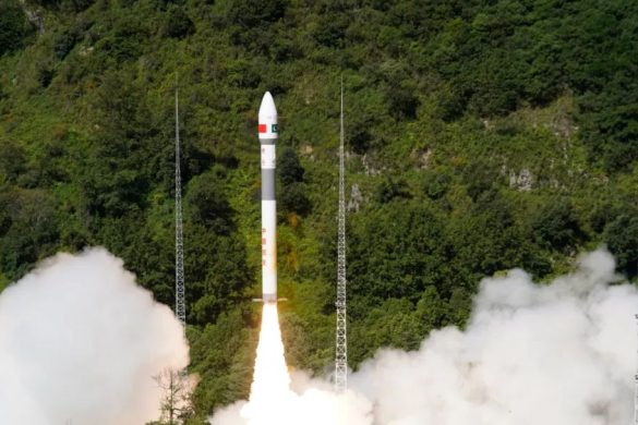Pakistan Successfully Launches Remote Sensing Satellite into Space with China’s Help