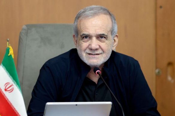 Iranian President Forced to Take Taxi After Official Car Breaks Down