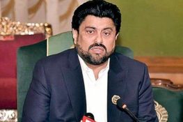 Governor Sindh Announces Plots, Rations for Lyari Tragedy Victims