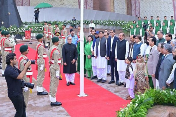 Prime Minister Leads Flag-Hoisting Ceremony at Pakistan Monument on Independence Day