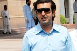 Pakistani Lawmaker Abdul Qadir Gillani Robbed of Luxury Watch in Barcelona