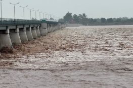 Rising Waters in Chenab: Authorities Issue Flood Alert in Marala Region