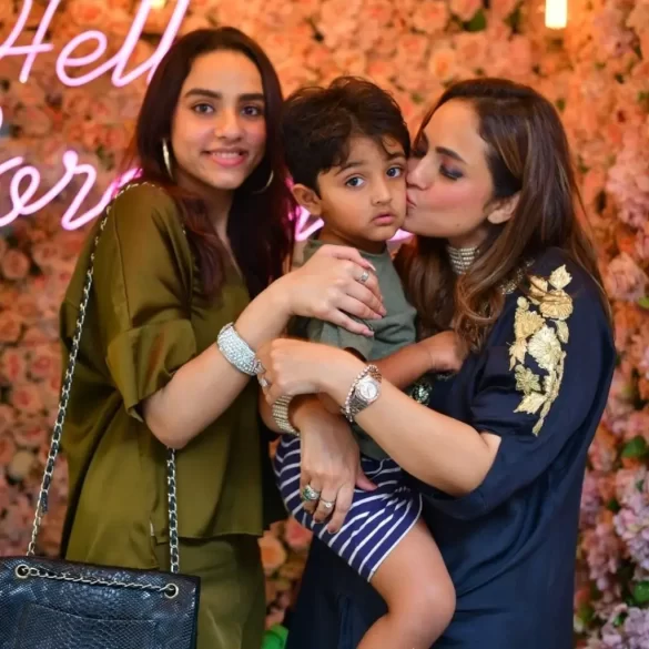 Nadia Khan’s Daughter Alizeh Khan Makes Her Modeling Debut