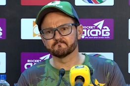 Pakistan Coach Mike Hesson Urges Calm Ahead of Asia Cup Final Against India