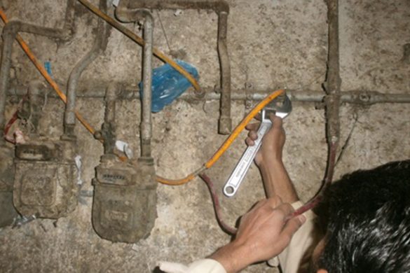 SSGC Cracks Down on Gas Theft in Karachi, Disconnects 550 Illegal Connections