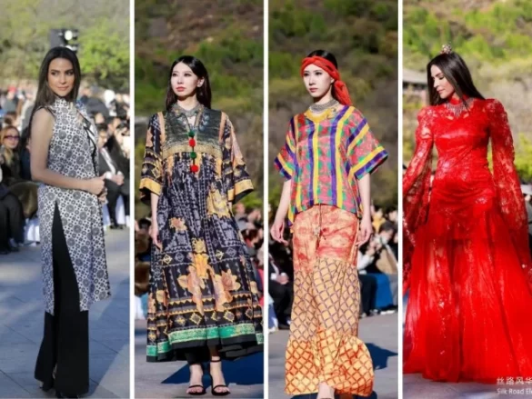 First Joint Pakistan-China Fashion Show Held at the Great Wall