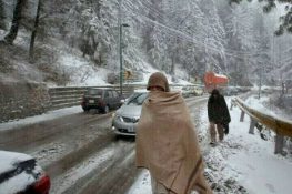 Rain and Hail Sweeps Across Pakistan, Cold Intensifies in Northern Regions