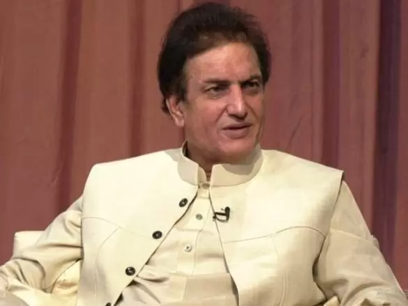 Humayun Saeed Outshines Bollywood’s Khans, Says Writer Khalil-ur-Rehman Qamar