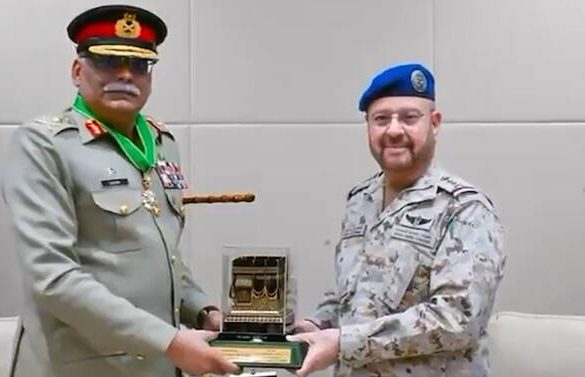 Pakistan’s General Sahir Shamshad Mirza Receives Saudi Arabia’s Prestigious King Abdulaziz Medal of Honor