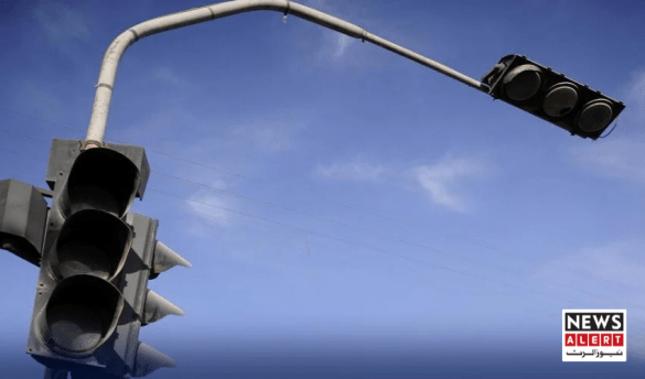 Lahore Ends Green Signal Privilege for Police Officers, Enforces Strict Traffic Law Compliance