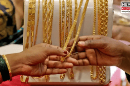 Gold Prices Drop Sharply in Pakistan Following Global Decline