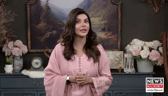 Nida Yasir Apologises Over Remarks About Delivery Riders