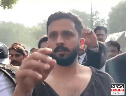 Chaos at Karachi Court: YouTuber Rajab Butt Attacked During Bail Hearing
