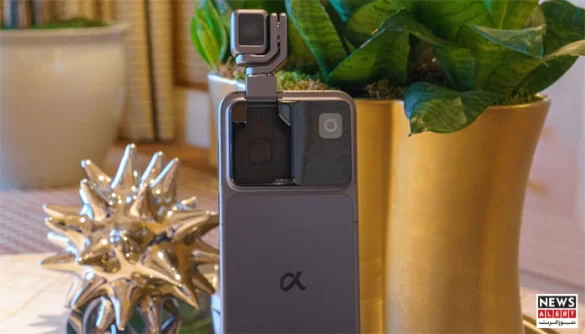 World’s First Robot Phone Unveiled, Leaving Tech World Amazed