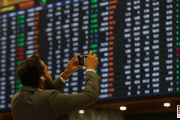 Pakistan Stock Exchange Surges Over 2,600 Points Amid Investor Optimism