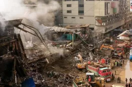 Rescue Operations Continue at Gul Plaza After Tragic Collapse in Karachi