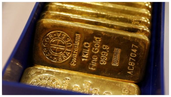 Gold Prices Plunge in Global Markets: Largest Drop in History
