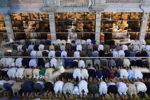 Shab-e-Barat Observed Across Pakistan With Night-Long Prayers and Remembrance