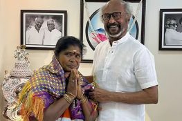 Indian Superstar Rajinikanth Gifts Gold Chain to Honest Sanitation Worker