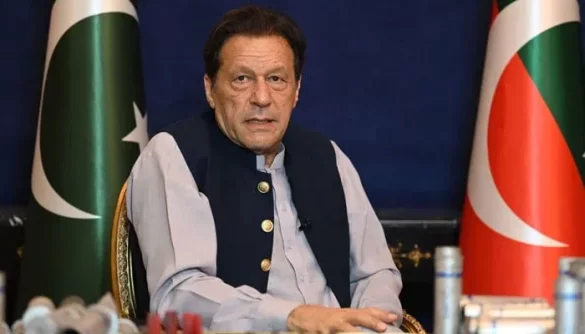 Imran Khan Says Vision in Right Eye Reduced to 15%, Report Submitted to Supreme Court