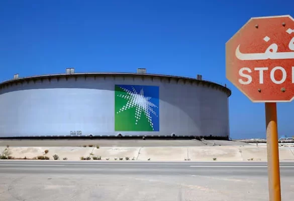 Major Saudi Refinery, Kurdish and Israeli Energy Fields Shut Amid Escalating Mideast Strikes