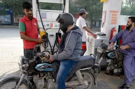 Sharp Rise in Fuel Prices Likely Amid Middle East Tensions: Pakistan’s Energy Supply at Risk