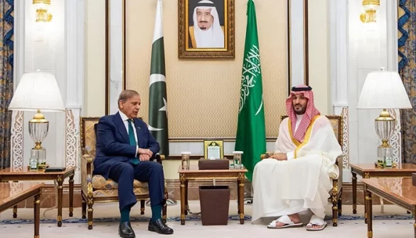 PM Shehbaz Sharif Flies to Saudi Arabia to Discuss Middle East Tensions and Security
