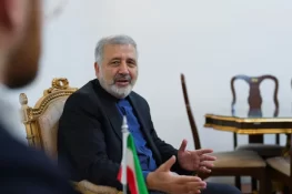 Iran Calls for “Serious Review” of Gulf Ties, Denies Role in Saudi Oil Attacks