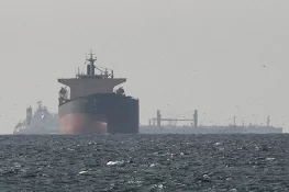 Pakistan Explores Shipping Options as Iran Allows Limited Hormuz Passage