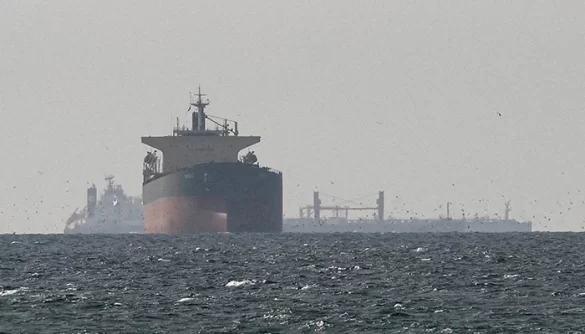 Pakistan Explores Shipping Options as Iran Allows Limited Hormuz Passage