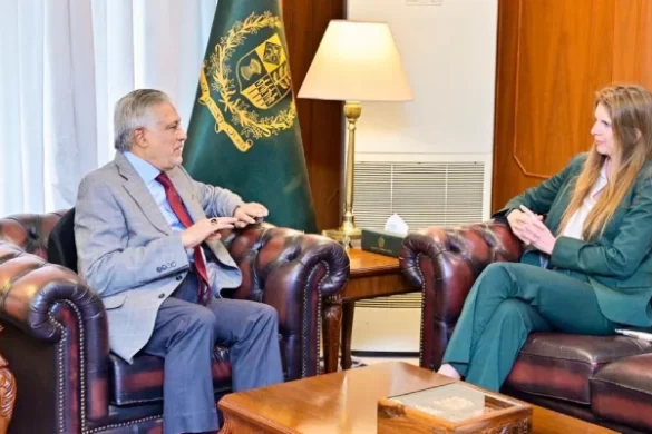UK Envoy Appreciates Pakistan’s Peace Efforts in Meeting with Ishaq Dar
