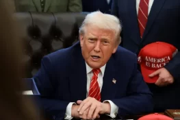 Trump Says Iran “Cannot Blackmail” the United States as Talks Continue