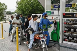 Petrol and Diesel Prices Surge Again in Pakistan as Global Oil Pressures Mount
