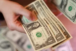 Pakistan’s Workers’ Remittances Rise to $3.5 Billion in April: SBP