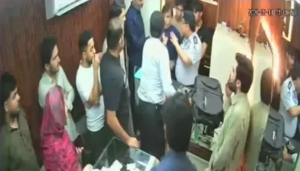 FIA Assures Transparent Probe After Violence Allegations in Sarafa Bazaar Raid