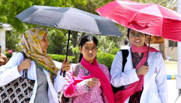 Heatwave Alert Across Pakistan During Eid ul Adha as Temperatures Expected to Rise Sharply