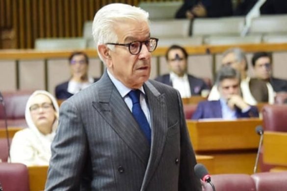 Khawaja Asif Hints at Progress in Pakistan-Mediated US-Iran Talks