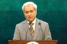 Pakistan Working to Secure Release of Crew Held by Somali Pirates, Says FO