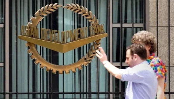 ADB Approves $700 Million Loan to Strengthen Pakistan’s Insurance Sector