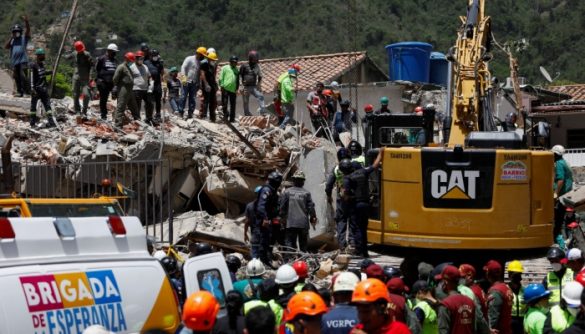 Twin Earthquakes Devastate Venezuela as Death Toll Nears 1,000