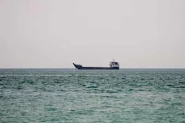 Shipping Industry Keeps Strait of Hormuz Classified as War Zone Despite Ceasefire