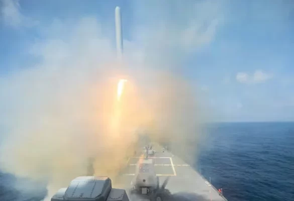 US Launches Fresh Military Strikes on Iran After Attack on Commercial Ship