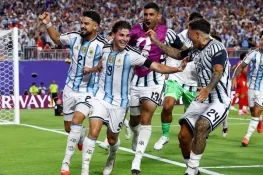 Argentina edge Switzerland 3-1 after extra time to book World Cup semi-final against England